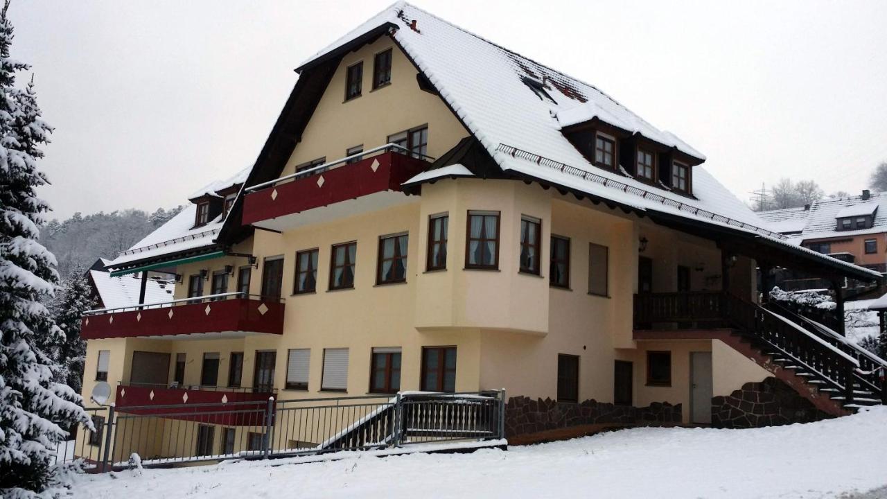 Landgasthof Zum Hirschen Hafenlohr Exterior photo